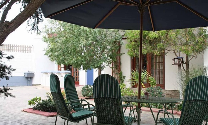 Swakopmund Cabin | Springbok Single Room - Amarachi Bed & Breakfast, near beach in Swakopmund