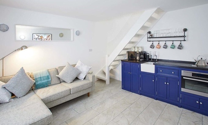 Staithes House | Host & Stay | Harbour Cottage