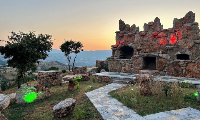 Korce Apartment | The Stone Cavern
