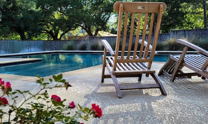 Bellville Apartment | Spacious Clubhouse Suite Pool