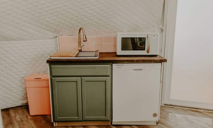 Cosby House | Slate Crossing Creekside Dome
