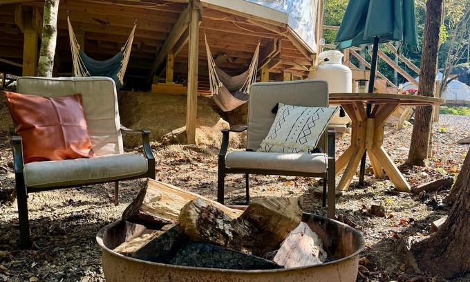 Cosby House | Whispering Waters Dome Getaway