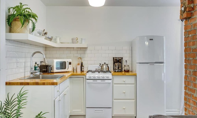 Central Oklahoma City Cottage | Heart of OKC Plaza District: Duplex Near Shops!
