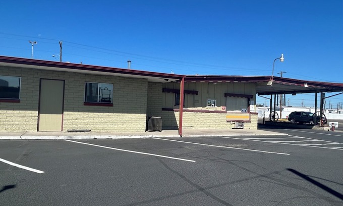 Ontario Hotel | Oregon Trail Motel By Townhouse Ontario Or