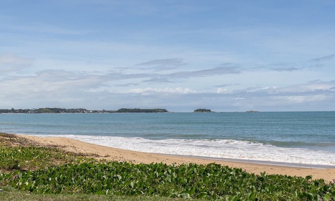 Rio das Ostras Apartment | Apto com Wi-fi a 950m da Praia da Tartaruga