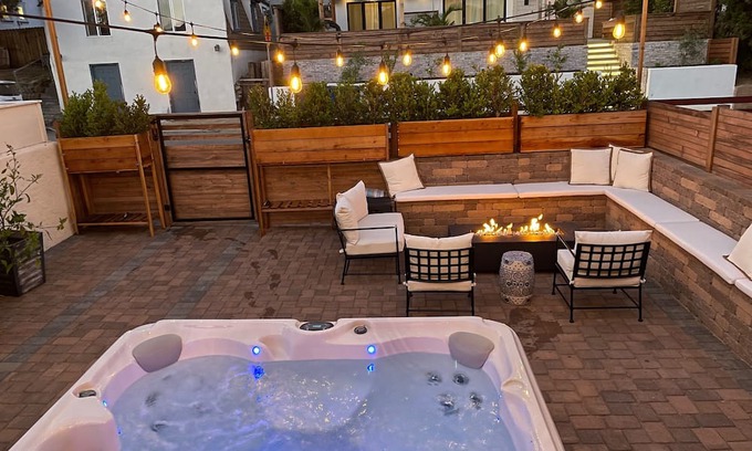 Cardiff-by-the-Sea House | Luxurious Ocean View Beach Home with Hot Tub and Fire Pit!