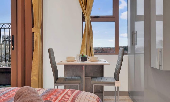 Loxford Apartment | East London Aparthotel Ilford