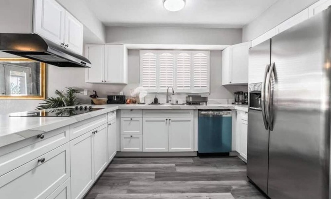 Paradise Apartment | Charming 3BR/2BA Home with Pool - Large Patio