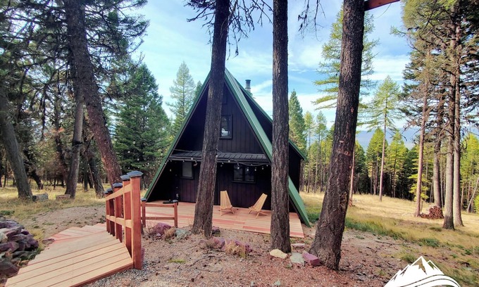 Seeley Lake Cabin | Das BârenHaus is a Charming 2-bedroom A-frame cabin in lovely Seeley Lake