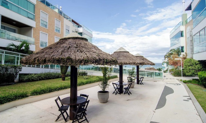 Santinho Apartment | Vista Mar com acesso a Praia do Santinho QM9528