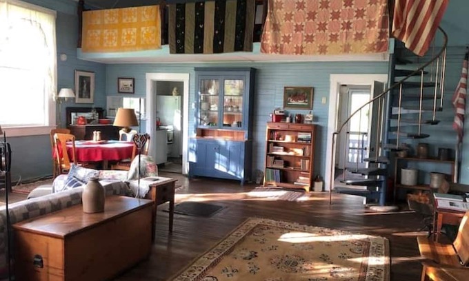 Craftsbury House | Ann’s Schoolhouse in beautiful Vermont