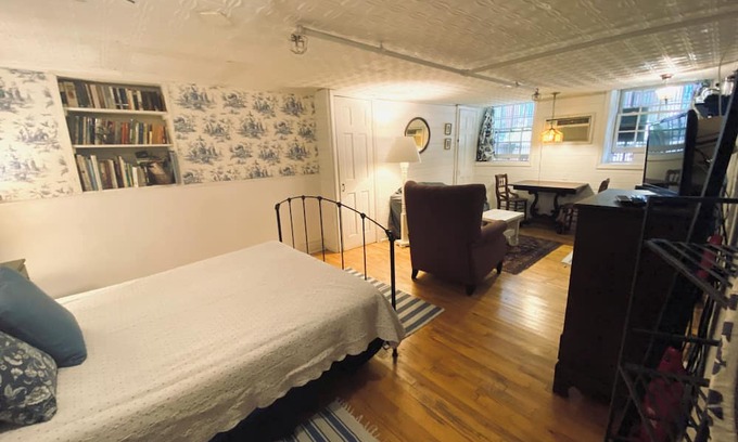 West Village Apartment | Charming Greenwich Village Studio Just off Bleecker Street