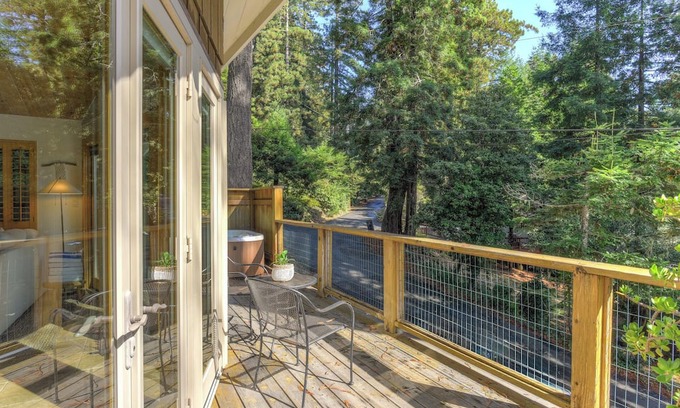 Anchor Bay House | Charming Coastal Bungalow, Hot Tub!