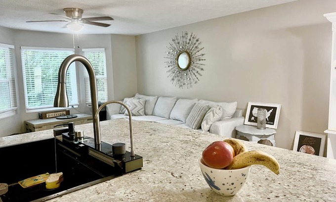 Acworth House | Charming 3-bedroom house in Acworth with AC, WiFi. Enjoy your stay
