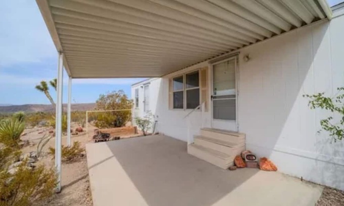 Mohave County House | Rag Proper Ranch Free WiFi and AC peaceful White Hills close to Las Vegas