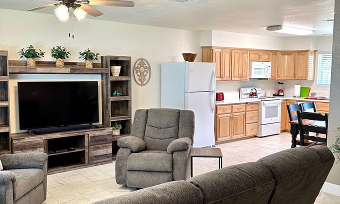 Redding Apartment | Beautifully renovated two bedroom apartment