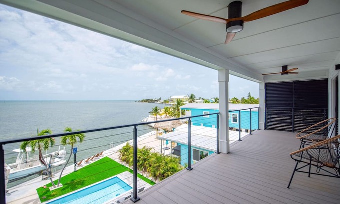 Geiger Key House | New! Ritaville - Waterfront with Private Pool!