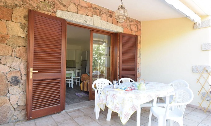 S'Iscala Villa | Wonderful villa for 6 guests with A/C, WIFI, TV, pets allowed and parking