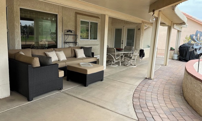 Sun City West House | Beautiful 2-bedroom house with large patio on golf course in sunny Sun City West