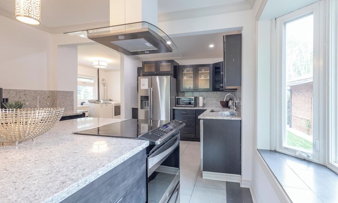 Mississauga House | Whole Home Oasis