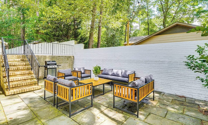 Durham House | Durham Home w/Private Pool: Close to UNC & Duke!