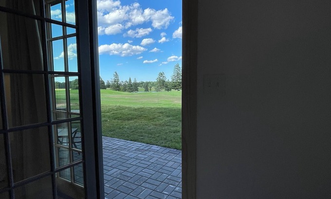 Upper Peninsula House | Hey Jude