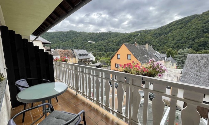 Minheim Hotel | Hotel zur Mosel