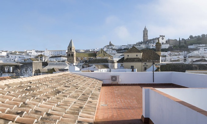 Medina-Sidonia Apartment | Los Alcornocales - One Bedroom Apartment, Sleeps 2