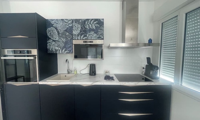 Nord House | House for 4, air-conditioned, 15 min walk from Aix en Provence center
