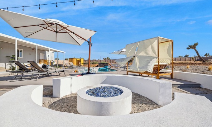 Yucca Valley House | David Rosenblum - 2848 Harmony Rd Yucca Valley CA 92284