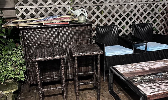 Long Beach Apartment | 2 Bedroom Apartment in Long Beach, Walk to Beach!