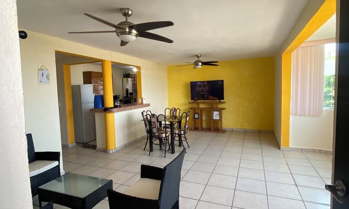 Acapulco Apartment | Departamento Recién Remodelado en Acapulco Caleta