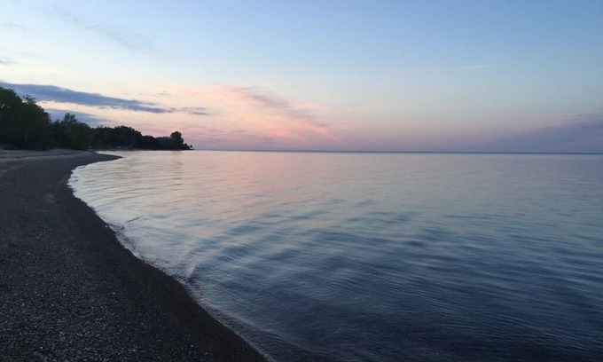 Port Sanilac House | BeachFront Couples Getaway w Starlink & Sunrises!