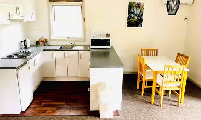 Mount Field Cottage | Deluxe Cottage 2