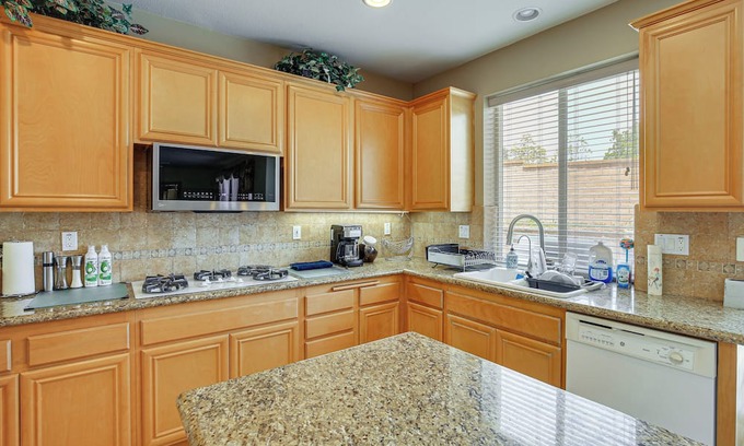 Placentia House | Spacious Orange County Home: 11 Mi to Disneyland!