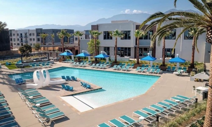 Rancho Cucamonga House | Luxury 2bedroom 2bath condo just 7 mins away from Ontario international Airport