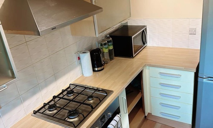 Cambourne Apartment | Inviting 2-Bed Apartment in Cambridge