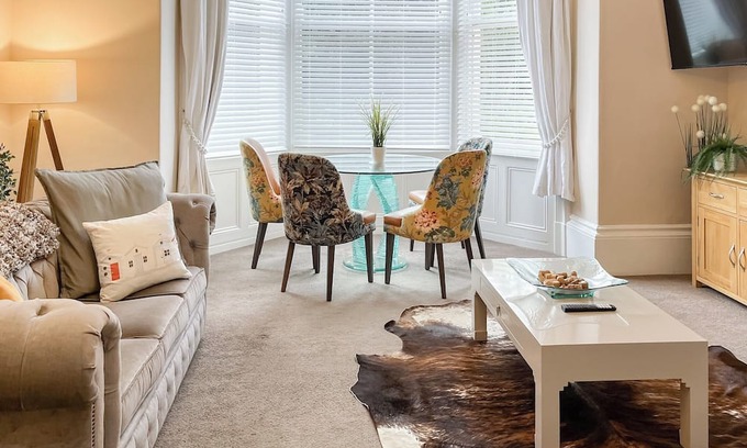 South Cliff Cottage | 2 bedroom accommodation in Scarborough