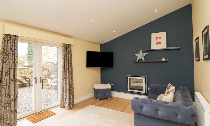 Wark Cottage | HOUSESTEADS, pet friendly, with a garden in Wark