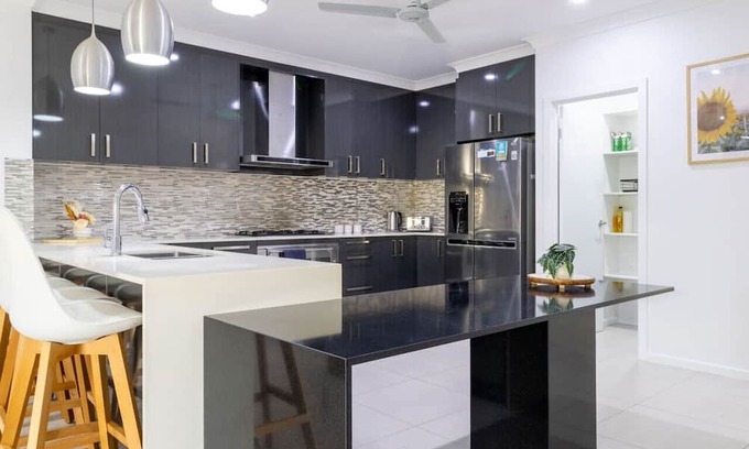 Zuccoli House | Super Sized Modern Family Home | Plunge Pool