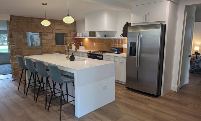Spring Lake House | Newly Renovated Mid-Century Modern Lake Cottage