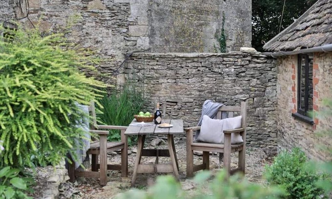 Beverston Cottage | Cozy Beverston Castle Cottage:1 Bed/1 Bath Retreat