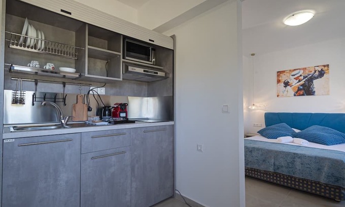 Elia Apartment | Petra Apartment Elaia by RentalsPro