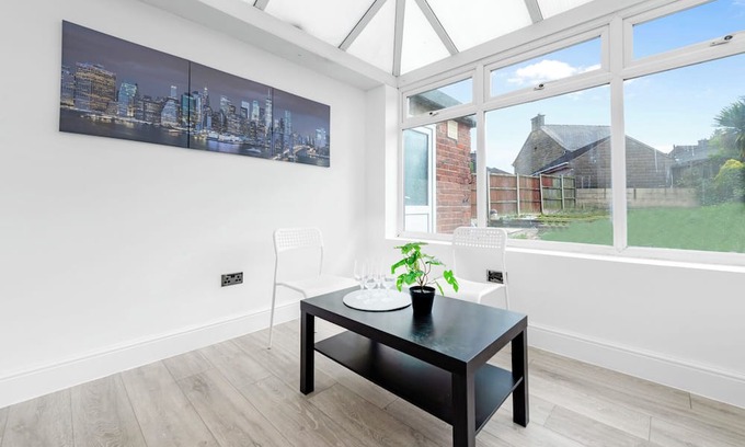 Alfreton House | Isimi luxurious house 4-Bed in Alfreton Derby