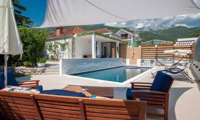 Lastva Grbaljska Apartment | Villa D Apartments