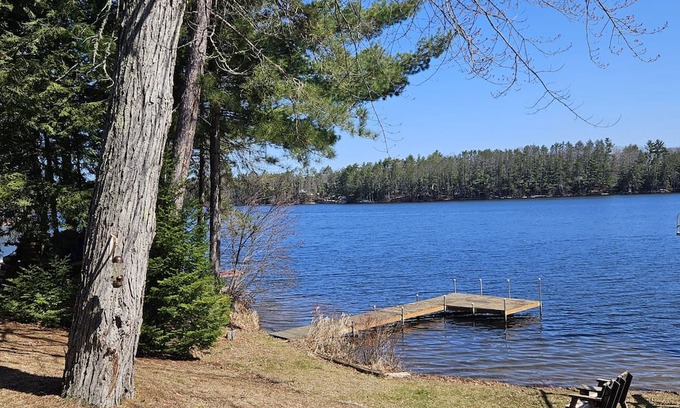Elcho Cottage | Cozy waterfront cottage on Lower Post Lake. Family- friendly.