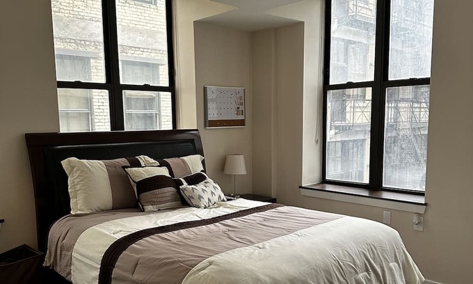 Downtown Detroit Apartment | Where luxury meets convenience! 😎