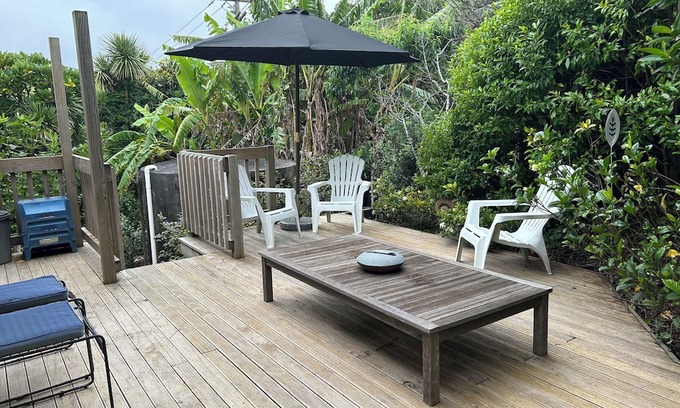 Cable Bay House | Beach House at Cable Bay - Central for exploring Northland or just relaxing