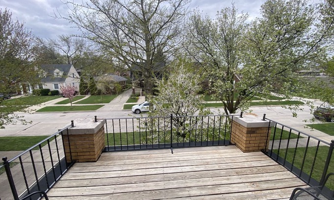 Dearborn House | Private entry lovely upper flat, 2 bed1 bath, 2 balconies Clean and spacious.