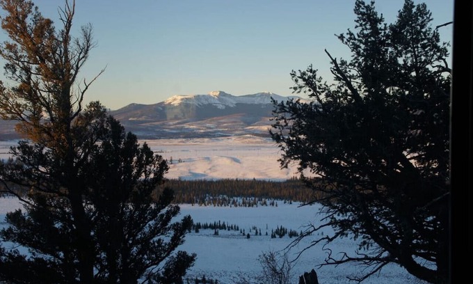Fairplay House | Buffalo Peak View Haus (3 bedroom)